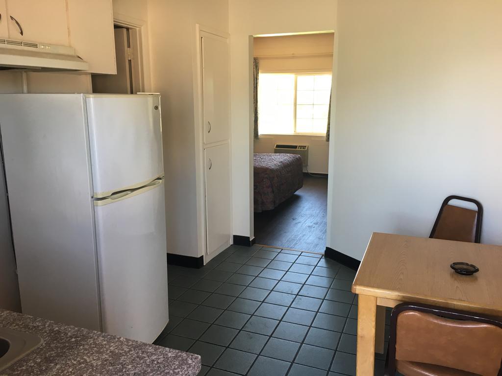Budget Inn Motel Woodburn Dış mekan fotoğraf
