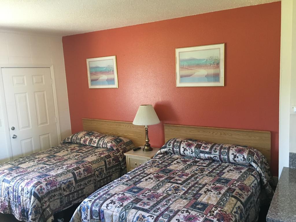Budget Inn Motel Woodburn Dış mekan fotoğraf