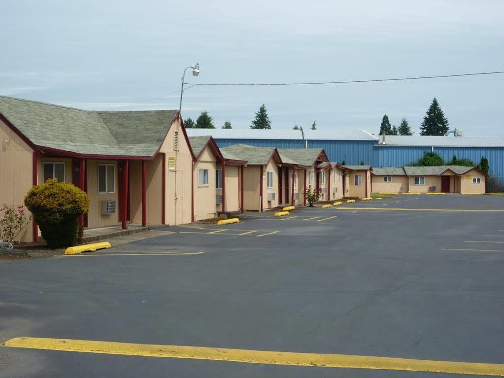 Budget Inn Motel Woodburn Dış mekan fotoğraf