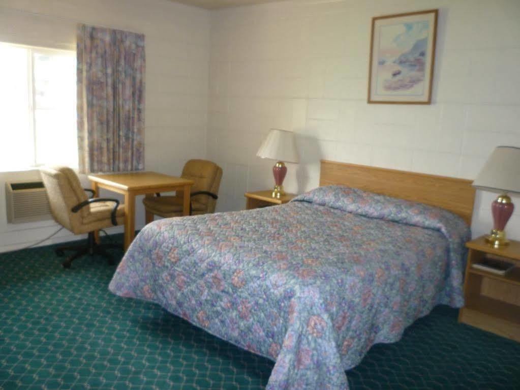 Budget Inn Motel Woodburn Dış mekan fotoğraf