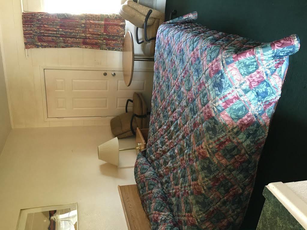 Budget Inn Motel Woodburn Dış mekan fotoğraf